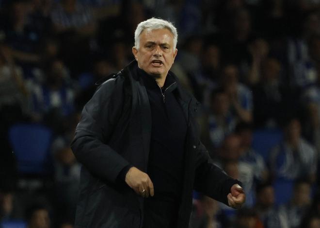 关于荷甲倒计时；皇家社会今晚队长鼓劲；细节引发关注；管理层满意；心理建设被强调的信息