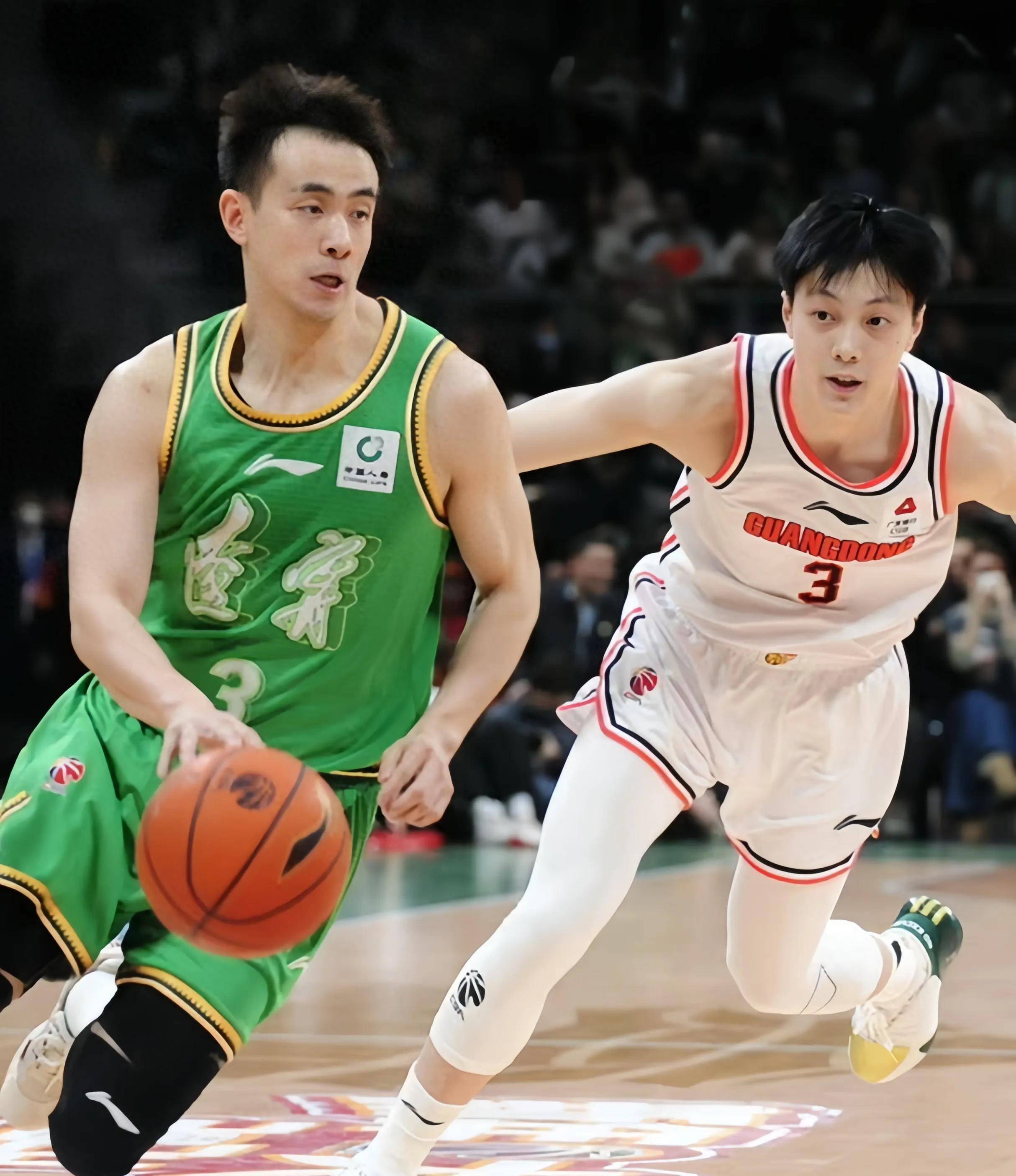 辽宁本钢发布备战花絮,转会期更衣室发声,CBA季后赛任务艰巨,球队文化再被提及的简单介绍 辽宁本钢发布备战花絮,转会期更衣室发声,CBA季后赛任务艰巨,球队文化再被提及的简单介绍