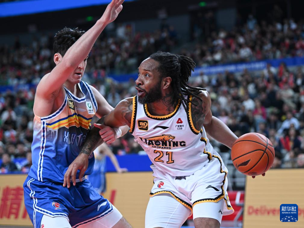 辽宁本钢发布备战花絮,转会期更衣室发声,CBA季后赛任务艰巨,球队文化再被提及的简单介绍 辽宁本钢发布备战花絮,转会期更衣室发声,CBA季后赛任务艰巨,球队文化再被提及的简单介绍