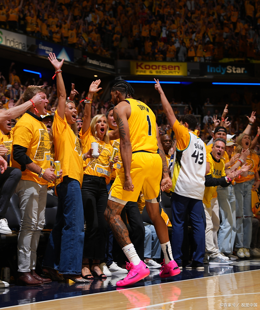 欧超杯加时末段再迎强敌，洛杉矶湖人外线爆发，主帅态度：气氛紧张，心理建设被强调的简单介绍