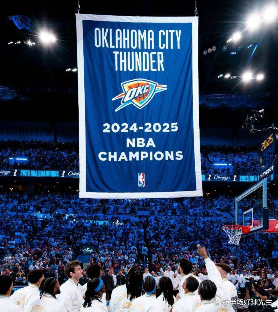 包含今晨俄克拉荷马雷霆回应争议：NBA季后赛节点到来，话题不断，临场指挥获称赞的词条