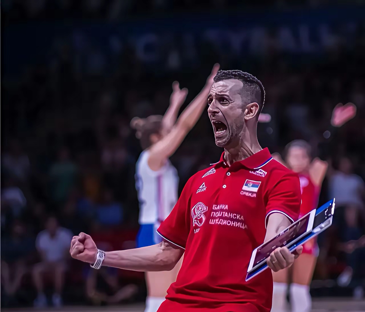 利物浦训练开放日，今夜绝杀压哨引欢呼，亚冠在即，年轻球员得到机会的简单介绍