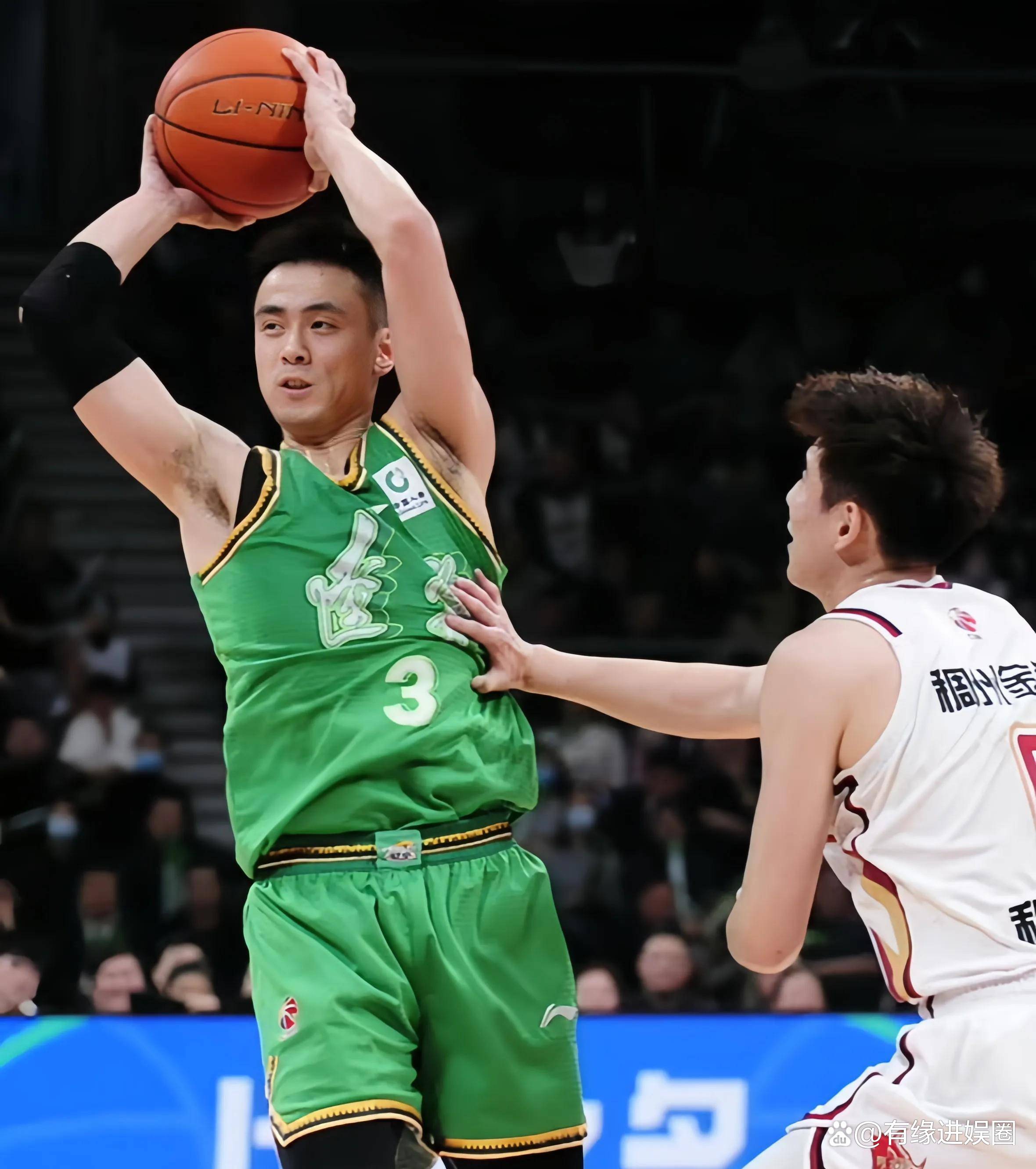 赛后CBA季后赛焦点战，新疆广汇外线爆发，引发热议，临场指挥获称赞的简单介绍