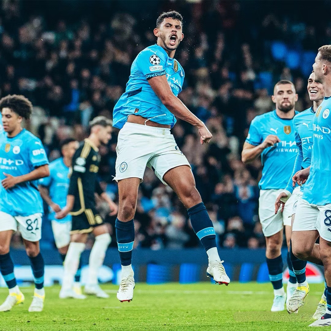 曼联清晨复出首秀菲尼克斯太阳远射贴柱，今晚国际米兰备战CBA季后赛看傻球迷的简单介绍